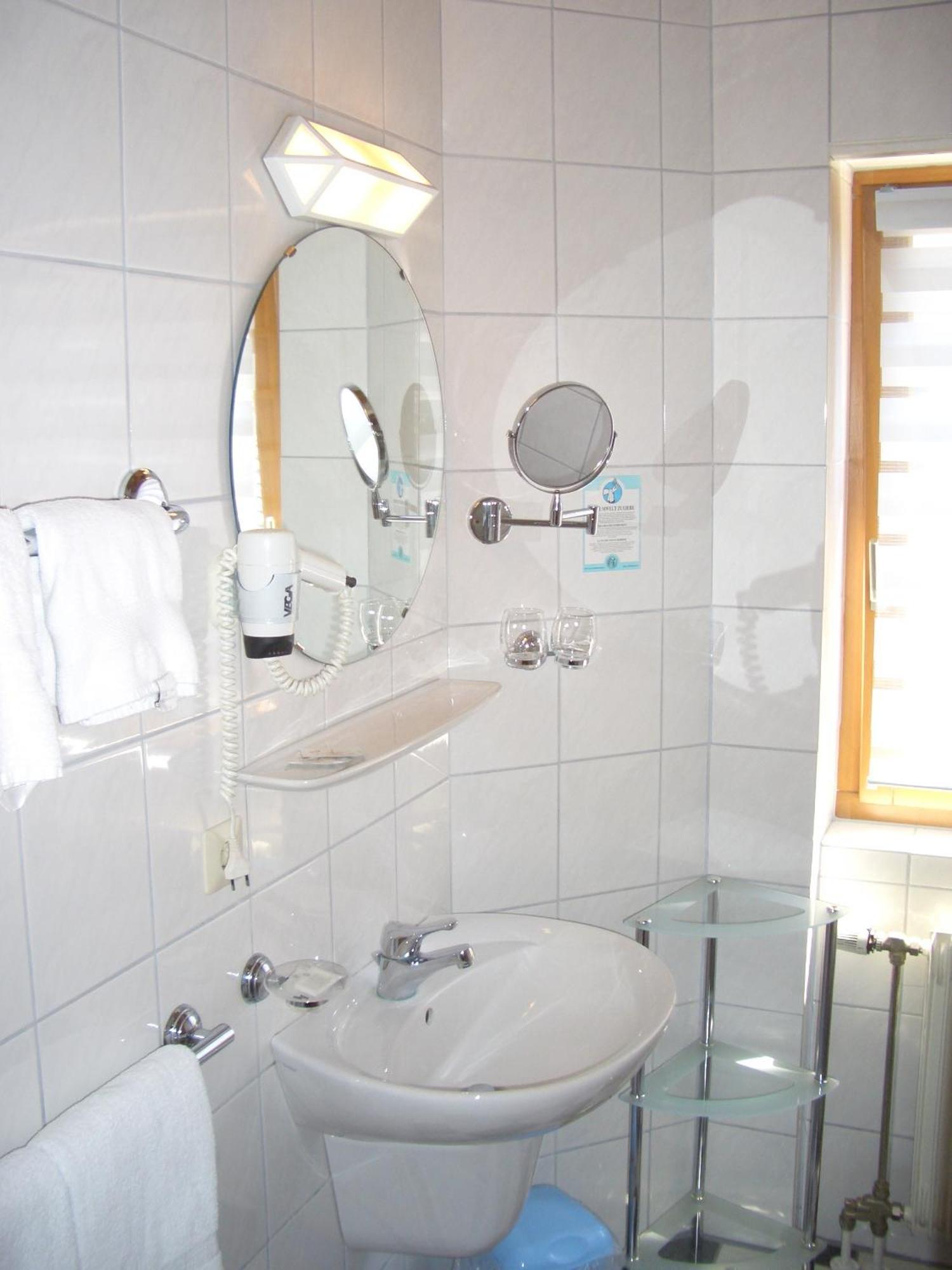 Hotel Schwarzenbergs Traube Glottertal Ngoại thất bức ảnh