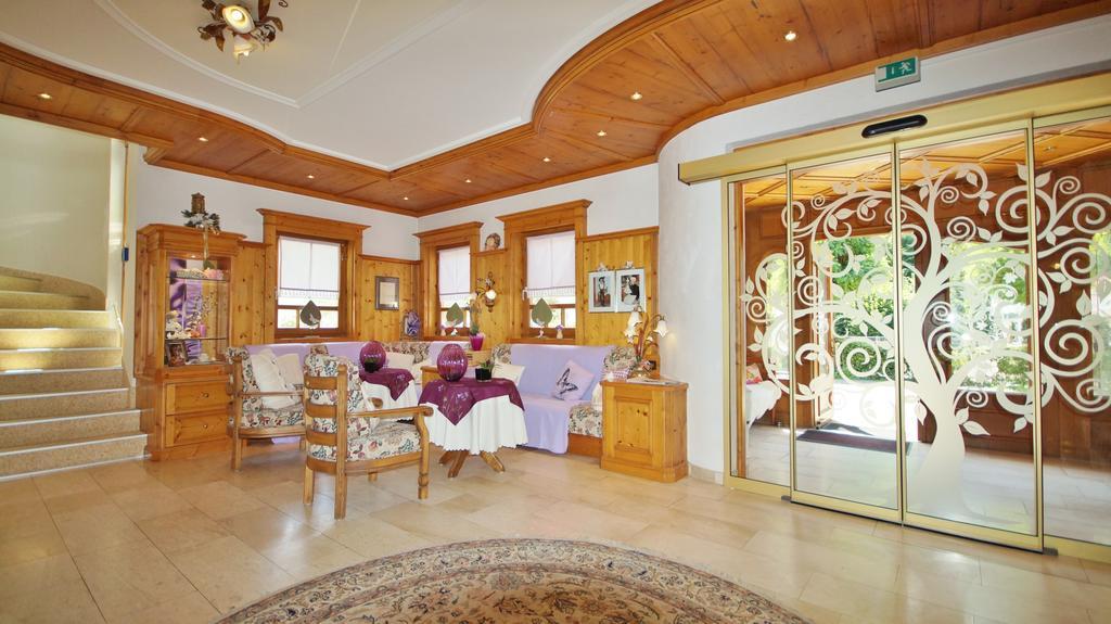 Hotel Schwarzenbergs Traube Glottertal Ngoại thất bức ảnh