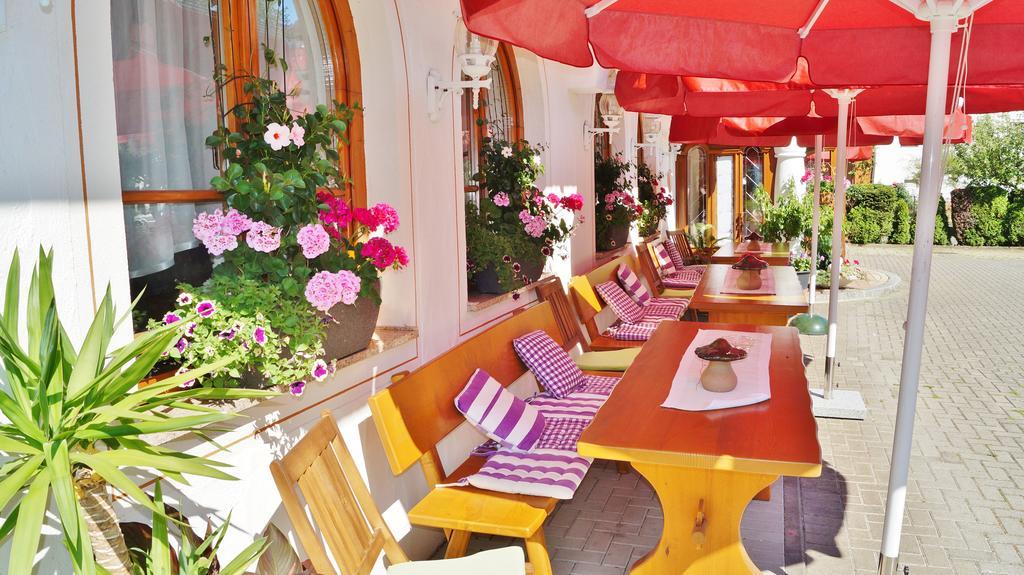 Hotel Schwarzenbergs Traube Glottertal Ngoại thất bức ảnh