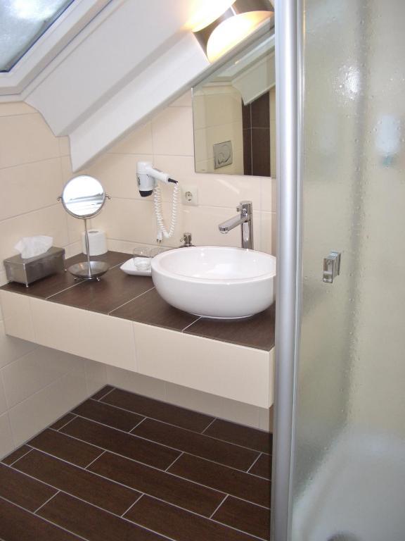 Hotel Schwarzenbergs Traube Glottertal Phòng bức ảnh
